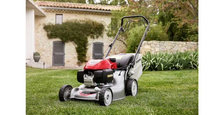 Tondeuse à gazon, magasin Beck Motoculture à Barbuise dans l'Aube, à proximité de Romilly sur Seine, Villenauxe La Grande, Nogent sur Seine et Courtavant, Sézanne dans la Marne